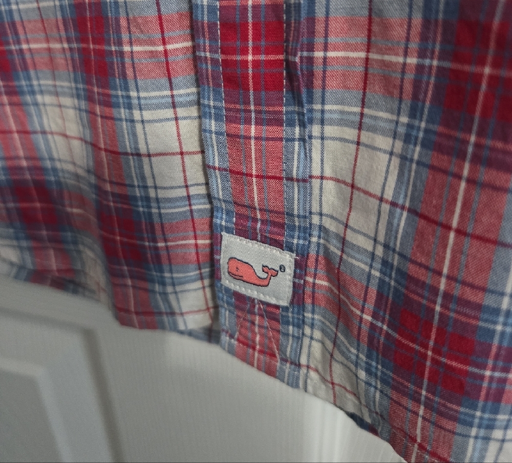 Vineyard Vines Top - Picture 3 of 4